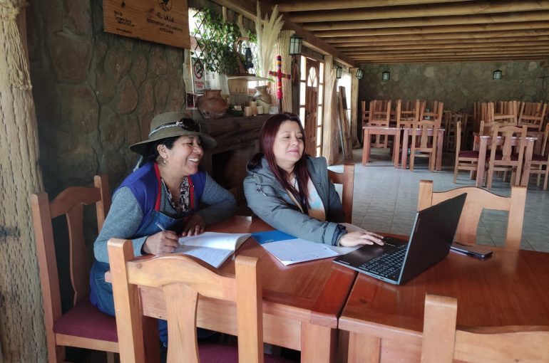 Seremi de las Culturas de Antofagasta realiza charlas y asesorías de Fondos de Cultura en comunas de la provincia de El Loa