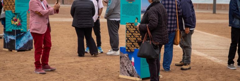 Arica: Cuentos ganadores de “Tu cuento en la ex isla Alacrán” son exhibidos en pedestales móviles