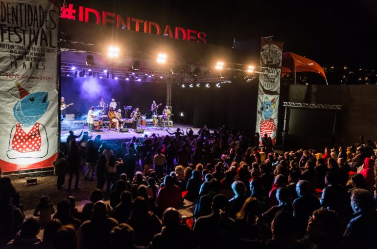 Identidades Festival convocó a más de cinco mil personas en torno a las artes escénicas en el Desierto de Atacama