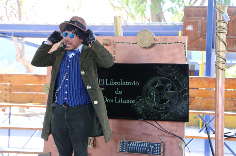 Con presentaciones de teatro fomentan la lectura en establecimientos educacionales de Copiapó y Vallenar