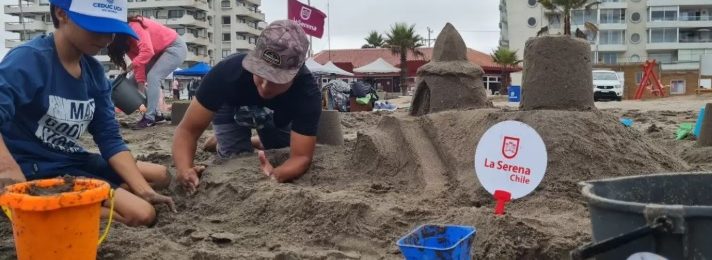 ¡Con balde y pala de playa! en La Serena llaman a participar en concurso de castillos de arena